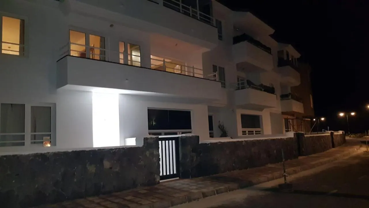Mirando A Lobos Apartment Corralejo